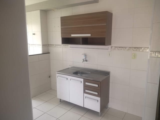 Apartamento com 57m² 2 quartos e 1 banheiro, à venda, no bairro Parque Santo Antônio em Taubaté