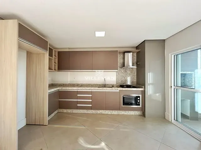 Apartamento 3 quartos e 2 banheiros, à venda, no bairro Zona 07 em Maringá