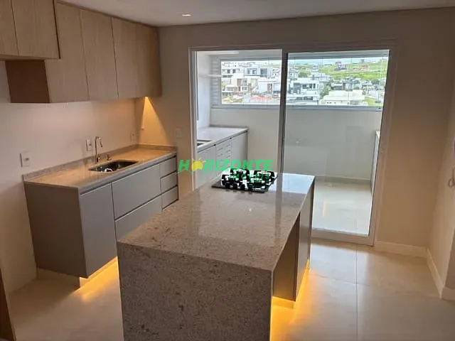 Apartamento com 64m² 2 quartos e 2 banheiros, à venda, no bairro Urbanova em São José dos Campos