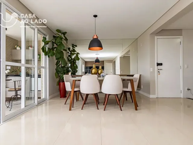 Apartamento 2 quartos e 3 banheiros, à venda, no bairro Cristo Rei em Curitiba