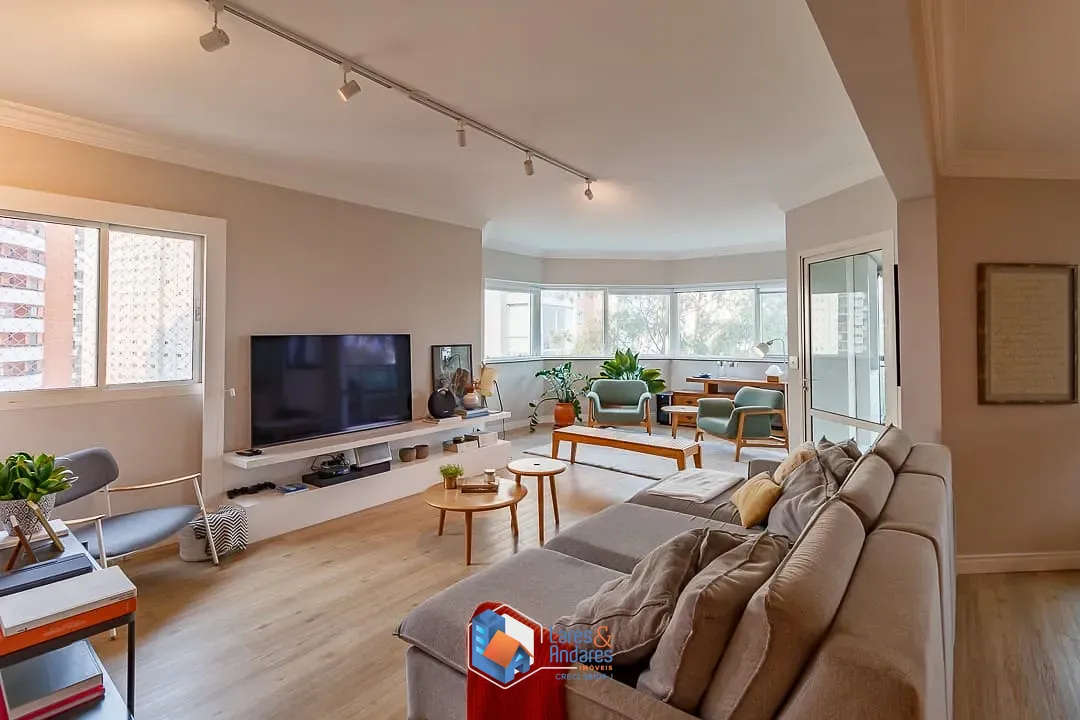 Apartamento, 3 quartos, 225 m² - Foto 1