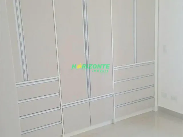 Apartamento com 80m² 2 quartos e 2 banheiros, para alugar, no bairro Condomínio Royal Park em São José dos Campos