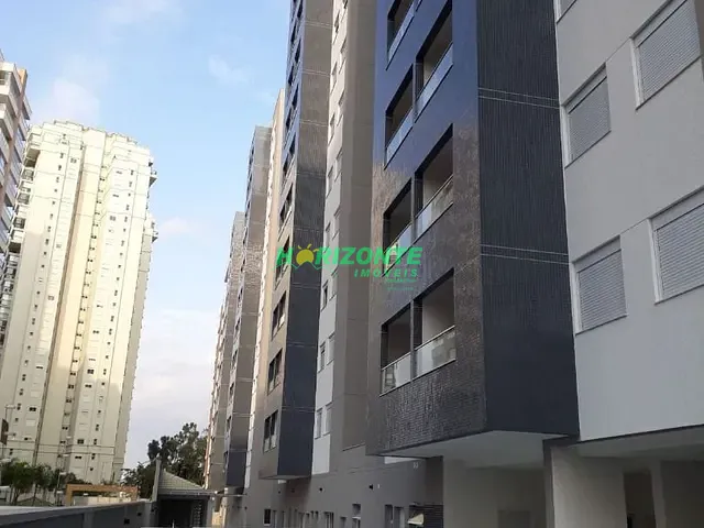 Apartamento com 80m² 2 quartos e 2 banheiros, para alugar, no bairro Condomínio Royal Park em São José dos Campos