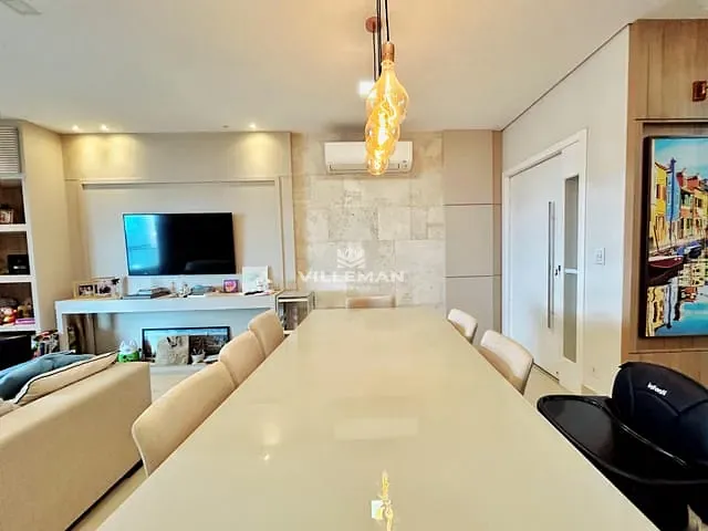Apartamento com 262m² 3 quartos e 3 banheiros, à venda, no bairro Zona 07 em Maringá