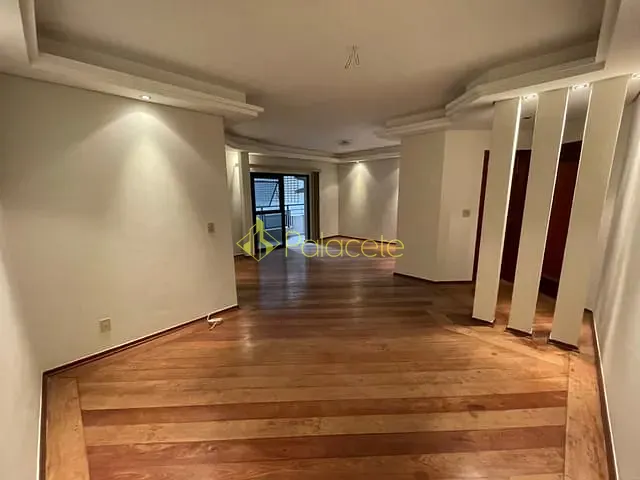 Apartamento com 187m² 3 quartos e 4 banheiros, à venda, no bairro Centro em Taubaté