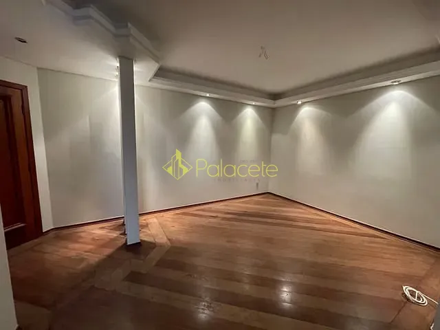 Apartamento com 187m² 3 quartos e 4 banheiros, à venda, no bairro Centro em Taubaté