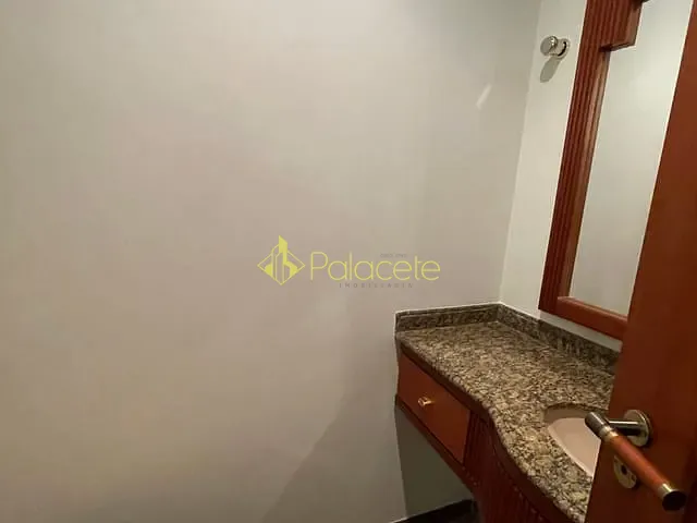 Apartamento com 187m² 3 quartos e 4 banheiros, à venda, no bairro Centro em Taubaté