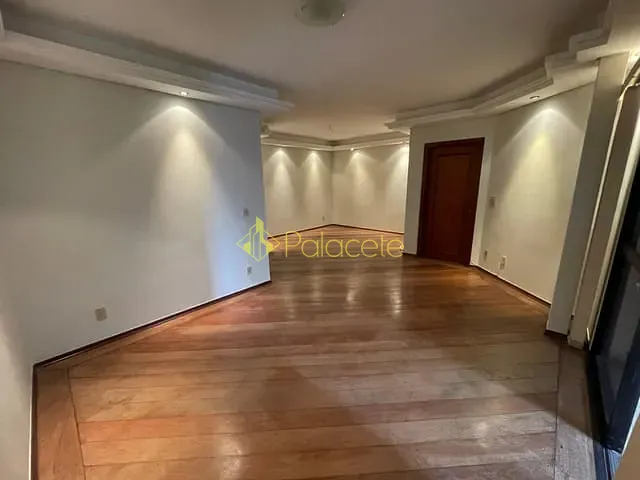 Apartamento com 187m² 3 quartos e 4 banheiros, à venda, no bairro Centro em Taubaté