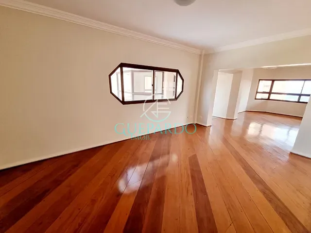 Apartamento com 430m² 4 quartos e 5 banheiros, à venda, no bairro Centro em Londrina