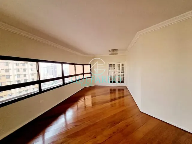 Apartamento com 430m² 4 quartos e 5 banheiros, à venda, no bairro Centro em Londrina