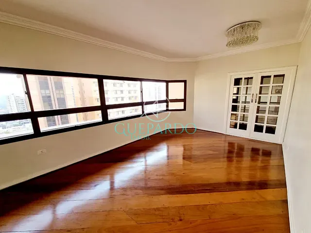 Apartamento com 430m² 4 quartos e 5 banheiros, à venda, no bairro Centro em Londrina