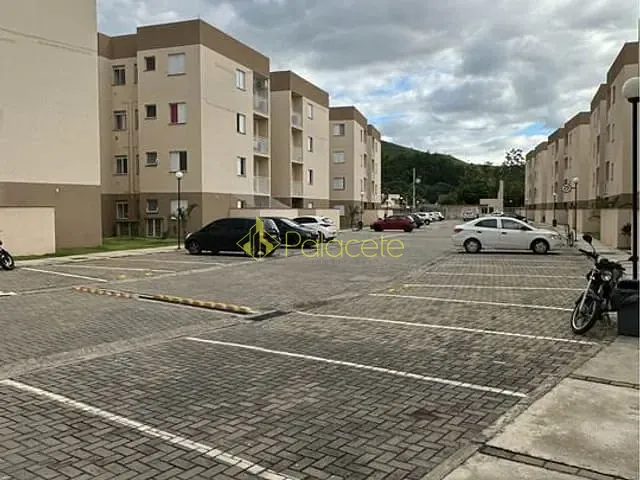 Apartamento 2 quartos e 1 banheiro, à venda, no bairro Figueira em Guaratinguetá