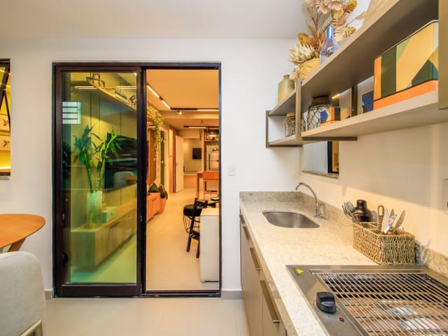 Apartamento 2 quartos e 2 banheiros, à venda, no bairro São Mateus em Juiz de Fora