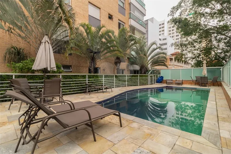 Apartamento para venda em Perdizes com 3 quartos, sendo 3 suítes, 133m²