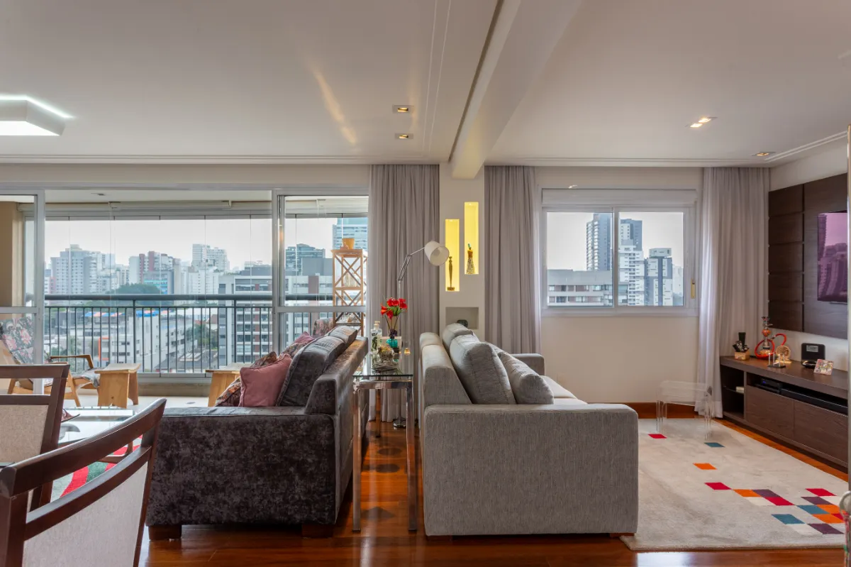 Apartamento para venda em Campo Belo com 3 quartos, sendo 3 suítes , 131m²