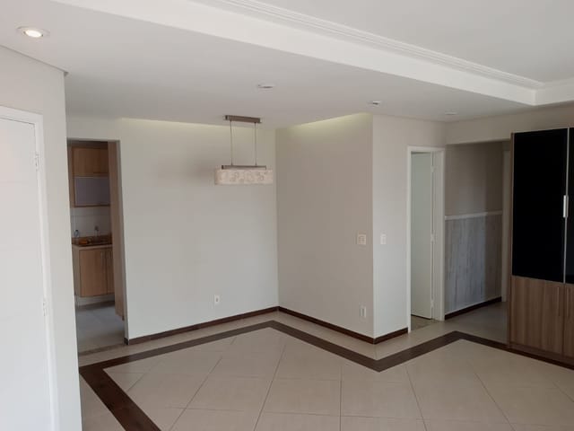 Apartamento com 90m² 2 quartos e 2 banheiros, para alugar, no bairro Aclimação em São Paulo