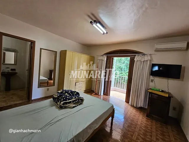 Apartamento com 173m² 3 quartos e 3 banheiros, à venda, no bairro Centro em Piratuba