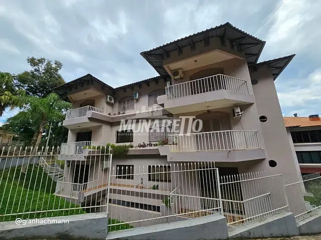 Apartamento com 173m² 3 quartos e 3 banheiros, à venda, no bairro Centro em Piratuba