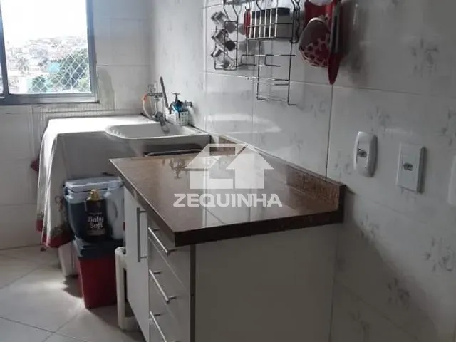 Apartamento com 55m² 2 quartos e 1 banheiro, à venda, no bairro Veloso em Osasco