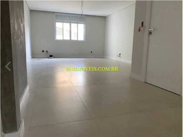 Apartamento, 3 quartos, 135 m² - Foto 2