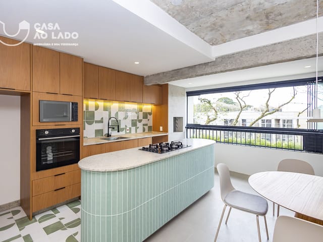 Apartamento 3 quartos e 2 banheiros, para alugar, no bairro Água Verde em Curitiba