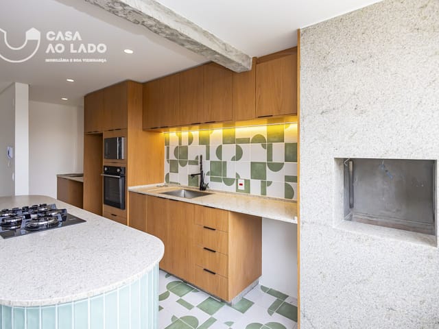Apartamento 3 quartos e 2 banheiros, para alugar, no bairro Água Verde em Curitiba