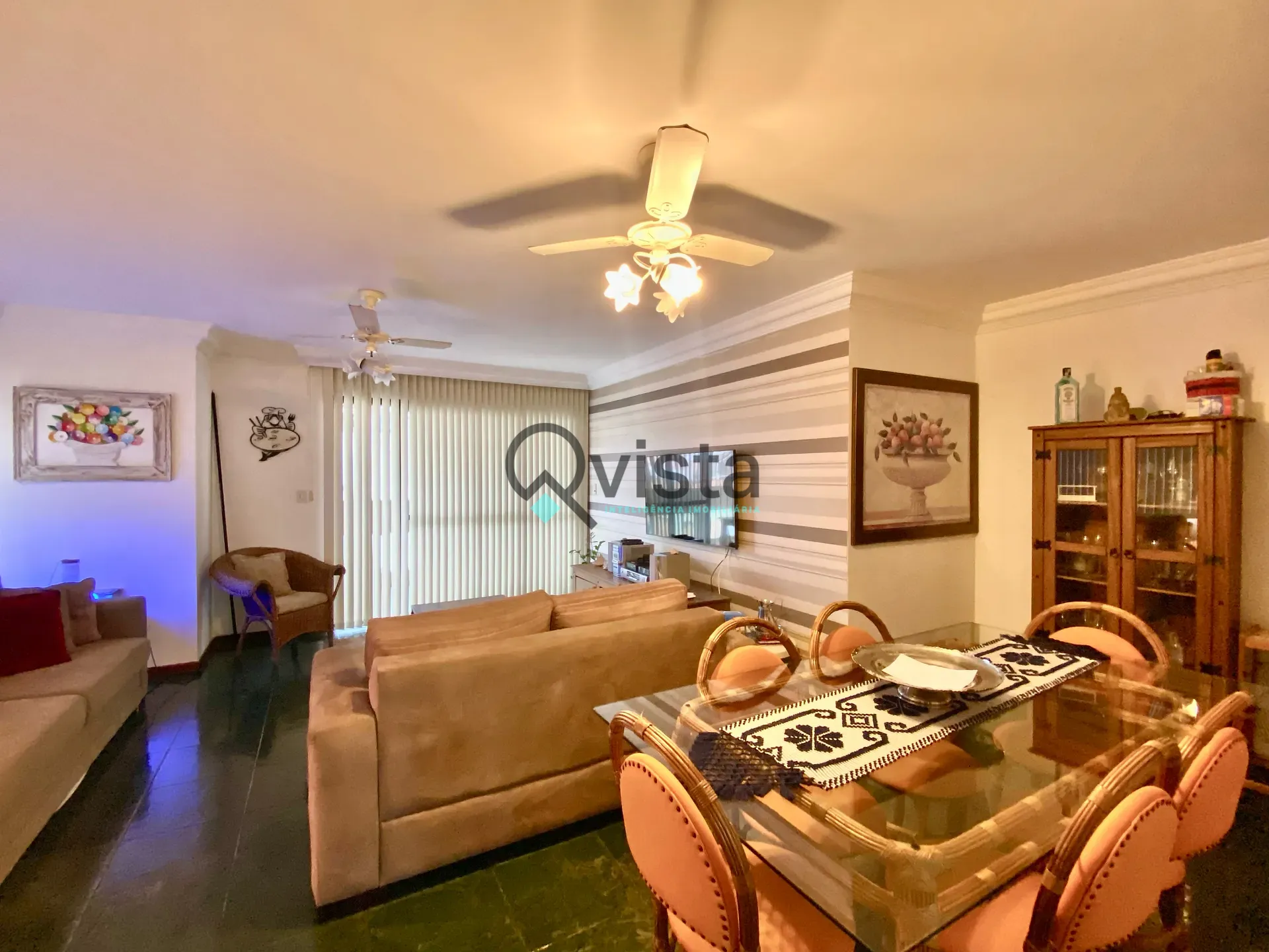 Apartamento, 3 quartos, 220 m² - Foto 1