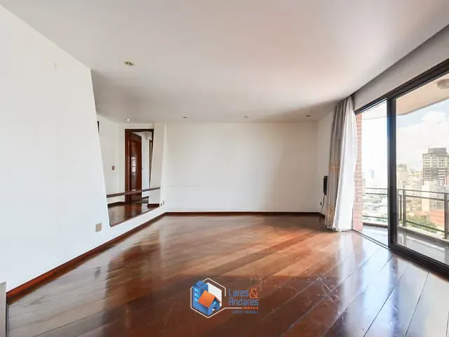 Apartamento com 274m² 4 quartos e 4 banheiros, à venda, no bairro Pacaembu em São Paulo