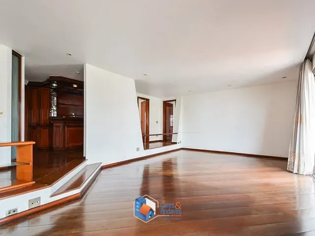 Apartamento com 274m² 4 quartos e 4 banheiros, à venda, no bairro Pacaembu em São Paulo
