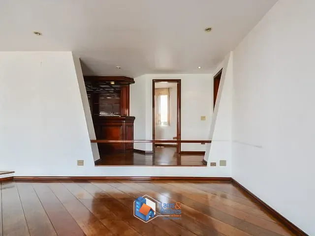 Apartamento com 274m² 4 quartos e 4 banheiros, à venda, no bairro Pacaembu em São Paulo