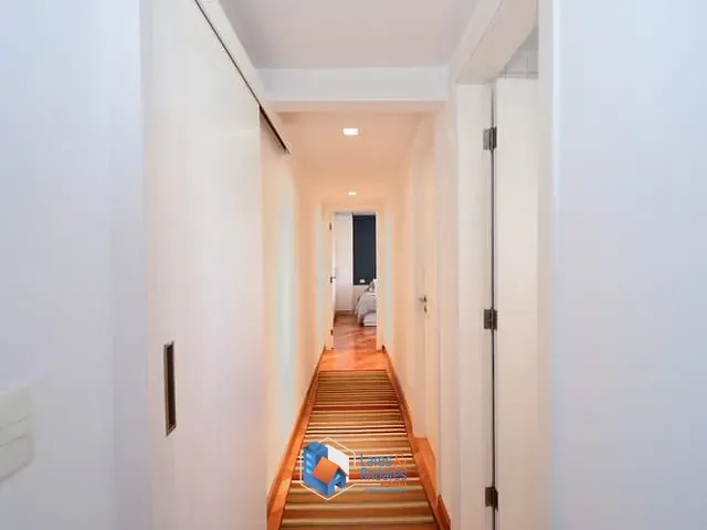 Apartamento com 166m² 3 quartos e 2 banheiros, à venda, no bairro Panamby em São Paulo