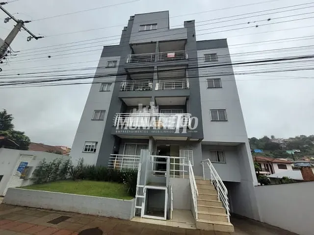 Apartamento com 112m² 2 quartos e 1 banheiro, para alugar, no bairro Imperial em Concórdia