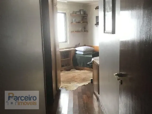 Apartamento 4 quartos e 1 banheiro, à venda, no bairro Vila Regente Feijó em São Paulo