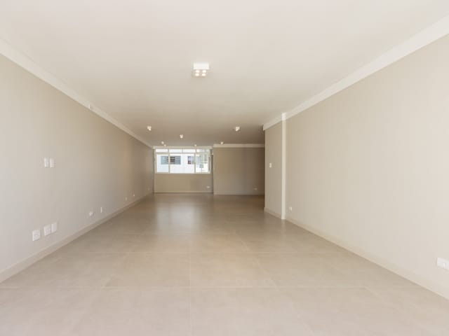 Foto do Apartamento - Apartamento tipo para venda em Jardim Paulista com 4 quartos, sendo 1 suíte, 212m² | Lares e Andares Imóveis