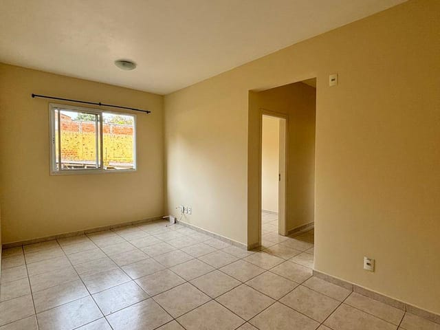 Apartamento com 60m² 3 quartos e 1 banheiro, à venda, no bairro Ronda em Ponta Grossa