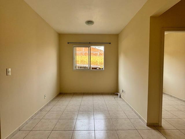 Apartamento com 60m² 3 quartos e 1 banheiro, à venda, no bairro Ronda em Ponta Grossa