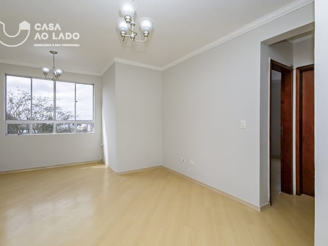 Apartamento 2 quartos e 1 banheiro, para alugar, no bairro Água Verde em Curitiba