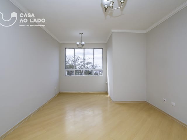 Apartamento 2 quartos e 1 banheiro, para alugar, no bairro Água Verde em Curitiba