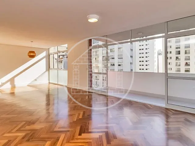 Apartamento com 233m² 3 quartos e 1 banheiro, à venda, no bairro Higienópolis em São Paulo