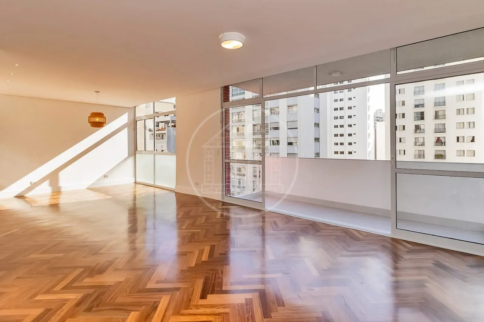 Apartamento, 3 quartos, 233 m² - Foto 1