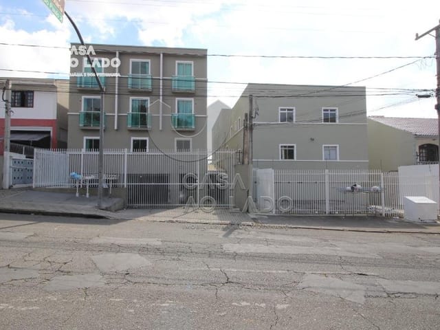 Apartamento 1 quarto e 1 banheiro, para alugar, no bairro Cajuru em Curitiba