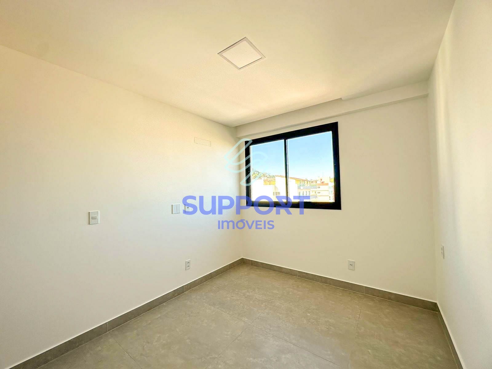 Apartamento à venda com 3 quartos, 102m² - Foto 9
