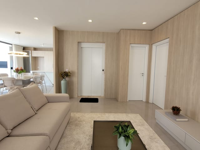 Apartamento com 312m² 3 quartos e 5 banheiros, à venda, no bairro Oficinas em Ponta Grossa