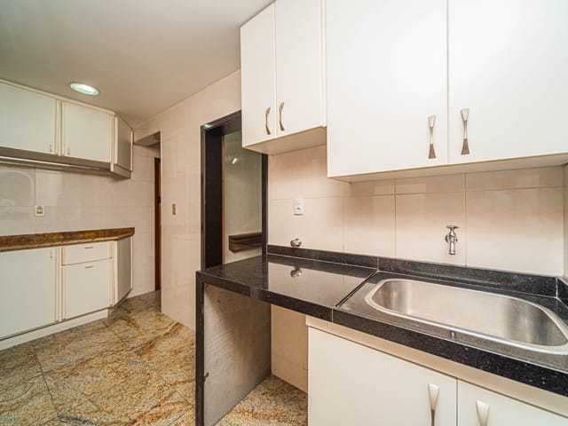 Apartamento 4 quartos e 5 banheiros, à venda, no bairro Granbery em Juiz de Fora