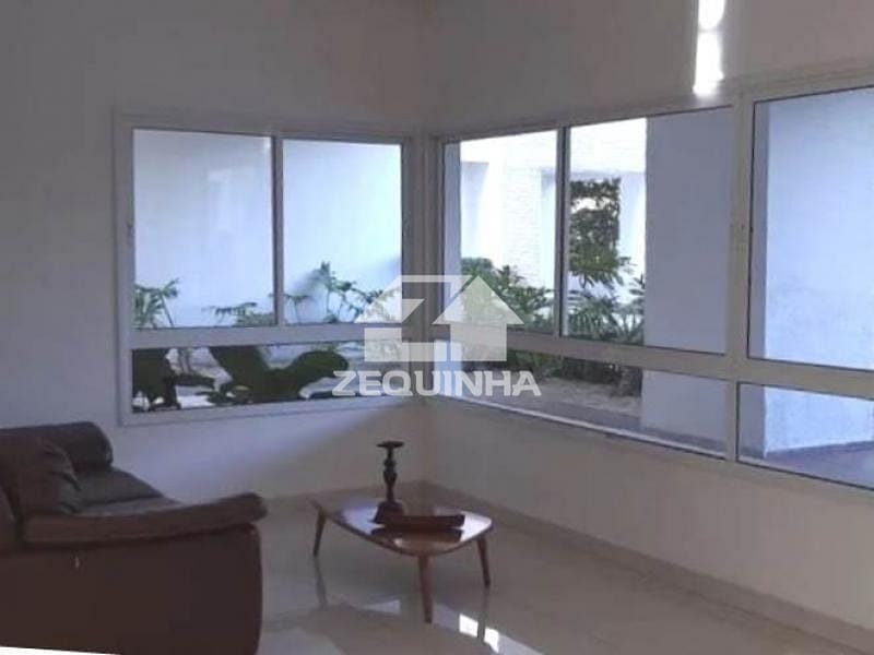 Apartamento à venda com 3 quartos, 103m² - Foto 2