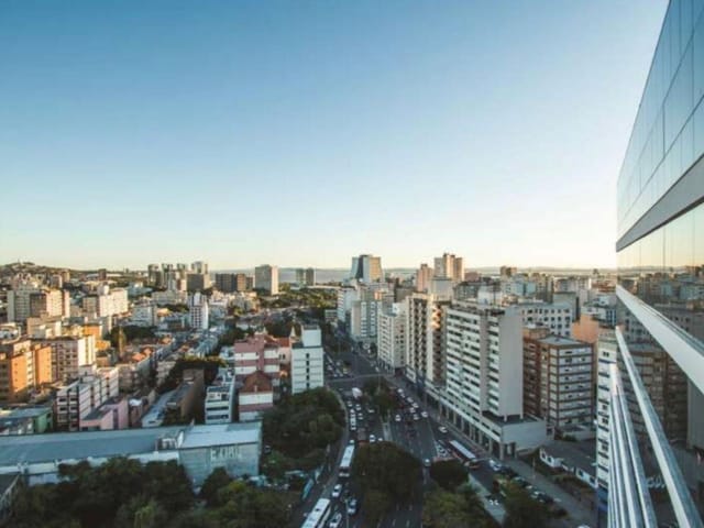 Apartamento 1 quarto e 1 banheiro, à venda, no bairro Cidade Baixa em Porto Alegre