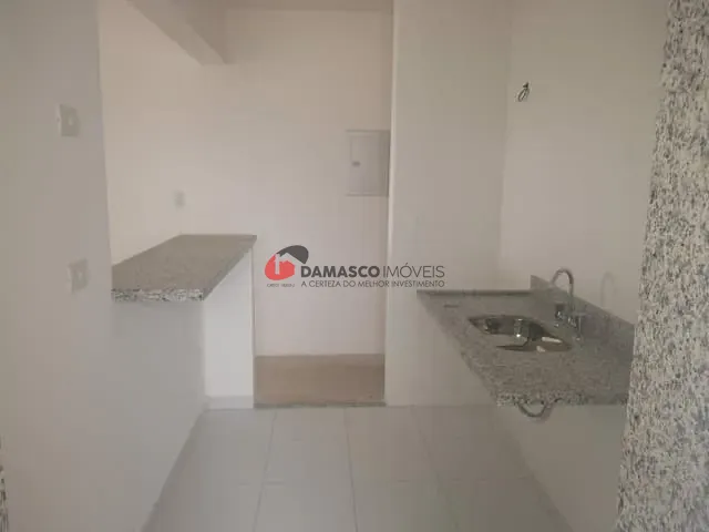 Apartamento 2 quartos e 1 banheiro, à venda, no bairro Campestre em Santo André