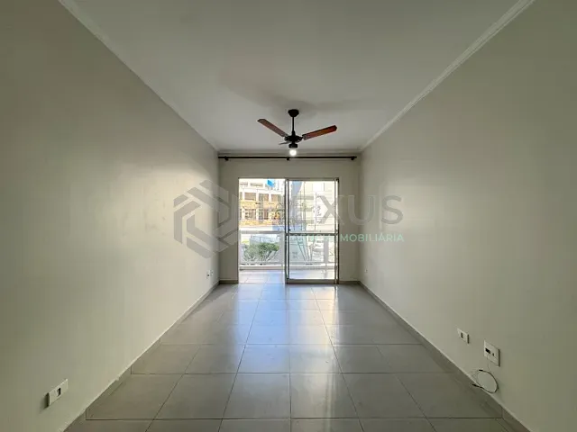 Apartamento 2 quartos e 1 banheiro, à venda, no bairro Jardim Astúrias em Guarujá