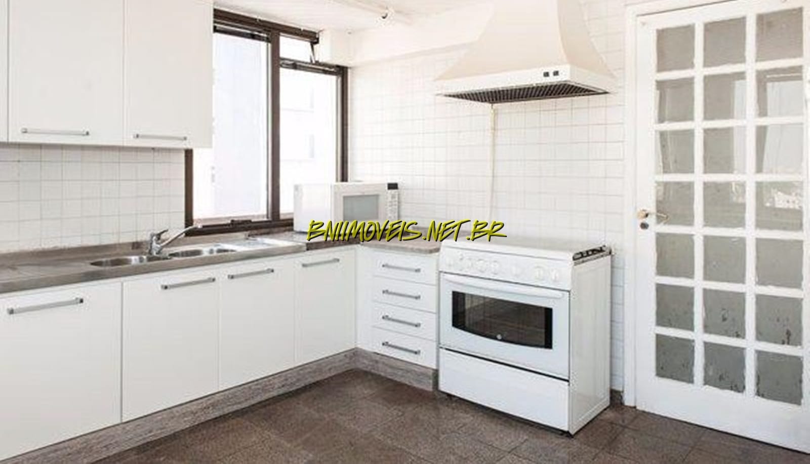 Apartamento para alugar com 4 quartos, 315m² - Foto 6