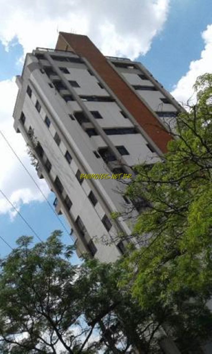 Apartamento para alugar com 4 quartos, 315m² - Foto 20